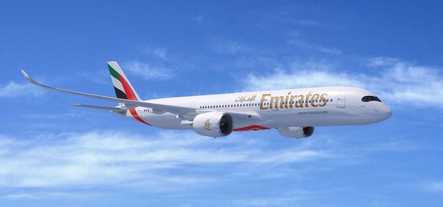 Første dag ble en stor skuffelse med bare to solgte fly. Men så la Emirates inn gigantbestilling