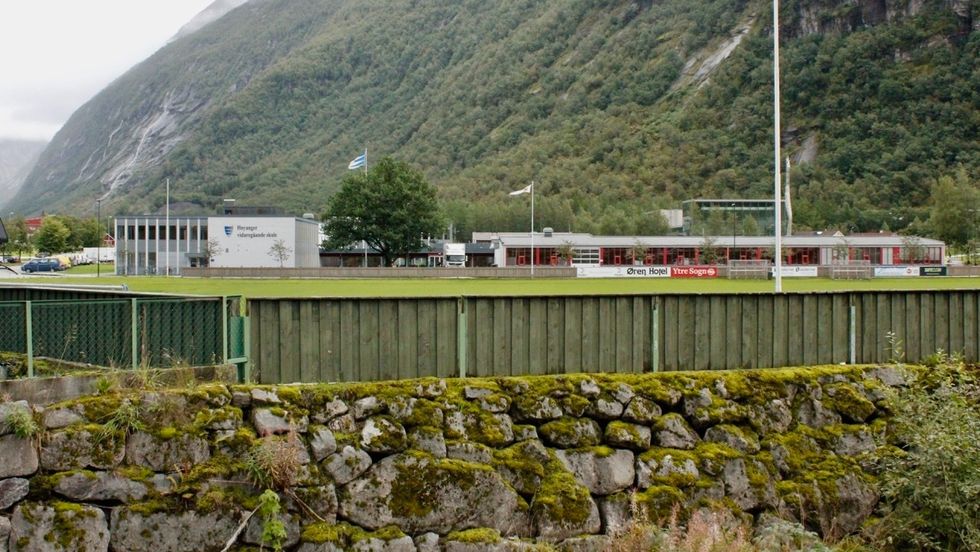 TAP: Høyanger vidaregåande skule mistar den fylkesdekkjande frisørlinja frå neste haust.