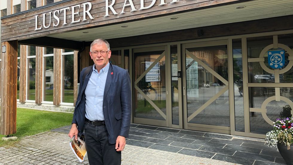SNART I MÅL: Politikarane i Luster har no løyvd pengane som trengst for å kjøpa grunn til eit framtidig motorsportsenter. Odd Atle Stegegjerdet (Ap) er optimist med tanke på oppstart til våren.