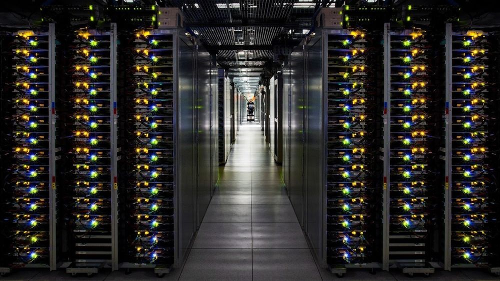 Serverrack i Googles datasenter i Douglas County, Georgia, USA.