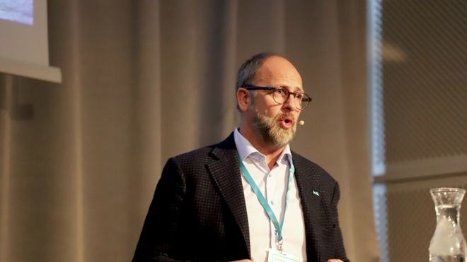 Peder Nærbø, grunnlegger og eier av Bulk Infrastructure. Bildet er tatt på Teknas Ekom hub-konferanse på Fornebu 26. november.