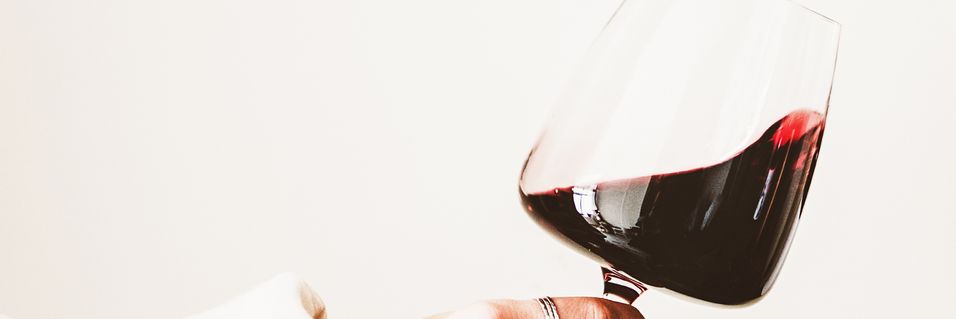 Smak en 10 år gammel Barbaresco, samt 8 andre svært lekre godbiter fra området