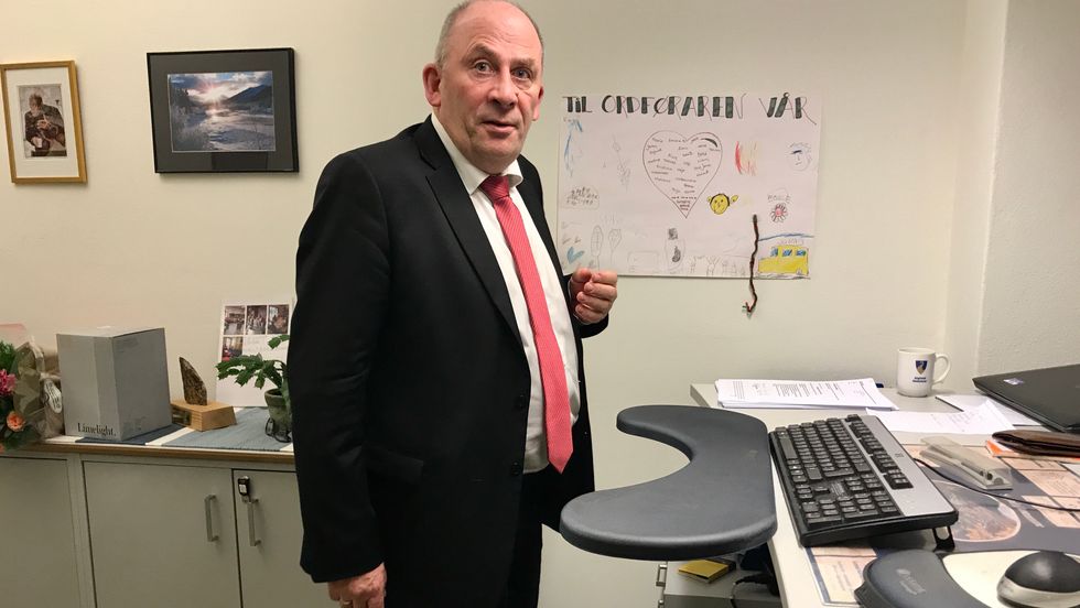 SNART I MÅL: Han er ikkje heilt ferdig med ordførargjerninga enno, men før nyttår må Jarle Aarvoll forlata kontoret på kommunehuset.