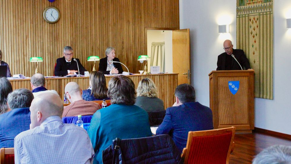 SAMDE: Partia i kommunestyret i Høyanger kom til semje om eit felles framlegg til budsjett som vart samrøystes vedteke torsdag.