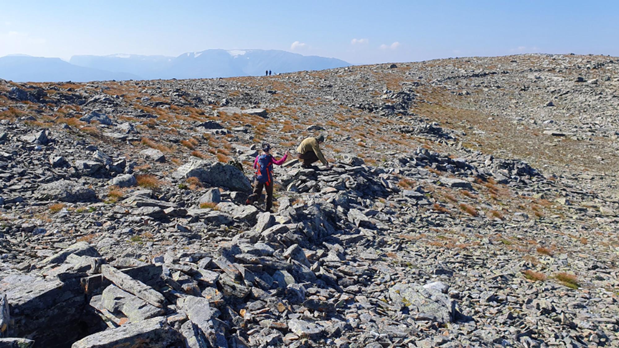 IMPONERANDE SYN: Helleberget på Aurlandsfjellet var i bruk fram til skytevåpenet gjorde det utdatert.