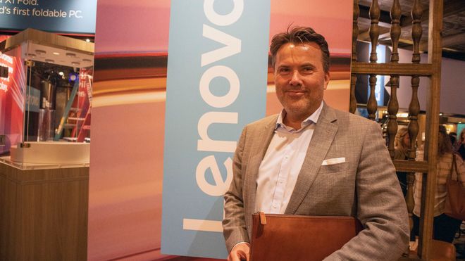 Storlansering fra Lenovo: En av PC-ene har e-ink-skjerm på utsiden