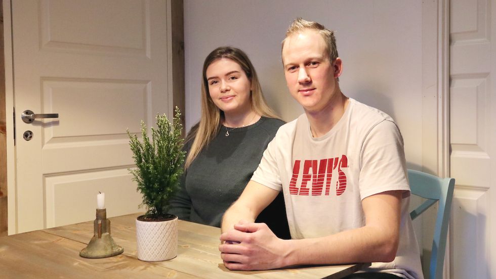 SATSAR: Kristine Brekke Brosvik (24) og James Palmer (32) er innstilte på å stå på for å gje folk eit godt tilbod når dei opnar Kritthuset Kafé og Catering i mars.