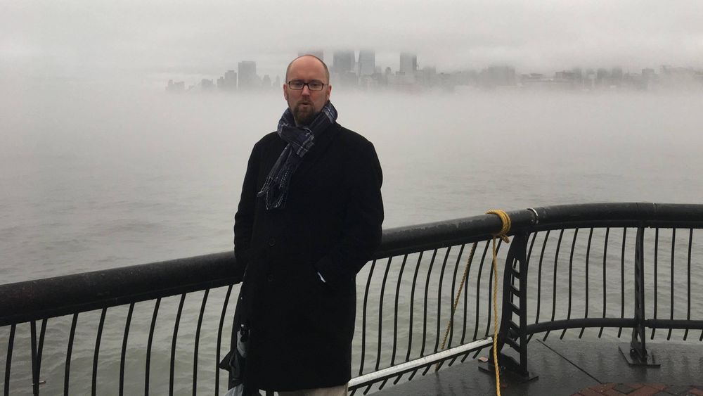 Michael Brøndbo har hatt en rekke ulike roller i Nationen – nå blir han redaksjonssjef i Fagbladet. Her fra USA, med New York i Bakgrunnen.