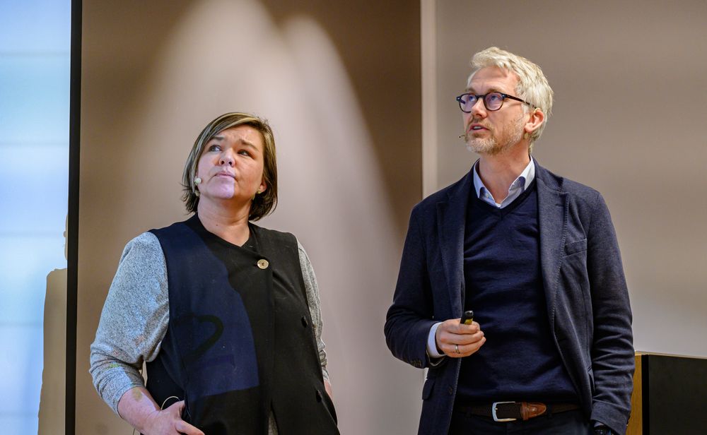 Henrikke Helland og Olav T. Sandnes.