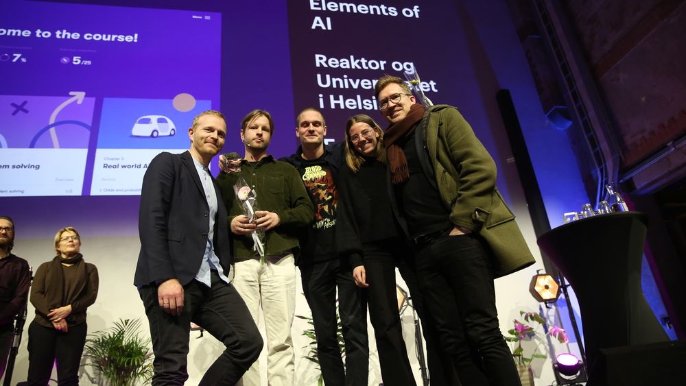 Elements of AI mottok DOGA-merket for design og arkitektur. Det nettbaserte kurset er utviklet av det finske design- og teknologiselskapet Reaktor, det norske designbyrået Feed og Universitetet i Helsinki.