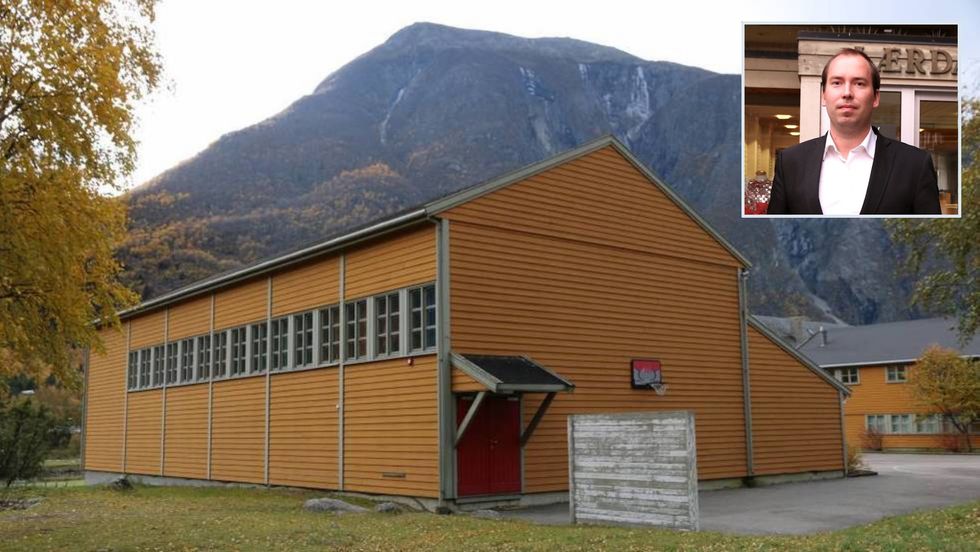 LJØSNE SKULE: I 2020, fire år etter vedtaket om nedlegging vart sett, har kommunen fortsatt utgifter på både vedlikehald, reinhald, forsikring og straum på bygget som no står tomt.