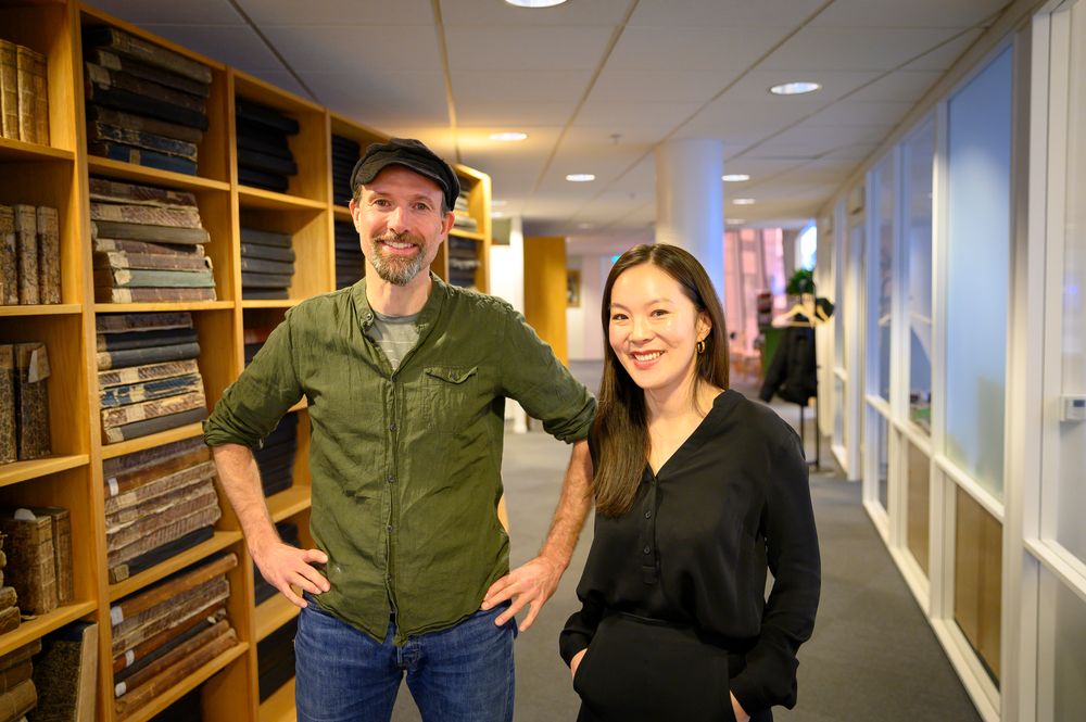 Klubbleder Jo T. Gaare og sjefredaktør Sun Heidi Sæbø i Morgenbladet.