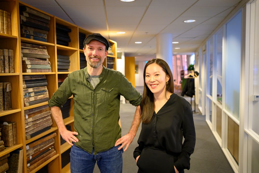 Klubbleder Jo T. Gaare og sjefredaktør Sun Heidi Sæbø i Morgenbladet.