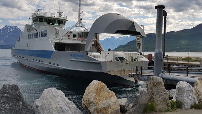 El-ferger i Troms kan bli stanset av svakt kraftnett. I så fall blir det dieselferger i elleve år til