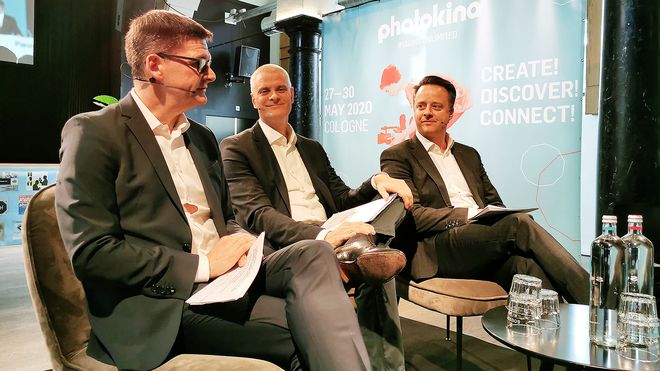 PHOTOKINA AVLYST