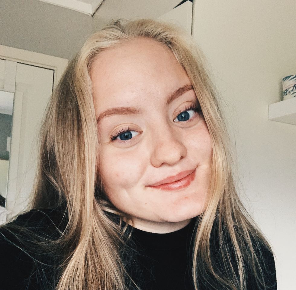 FÅR TAK I ARTISTAR: Jenny Holsæter skal vera bookingansvarleg for årets Målrock som går av stabelen i august.