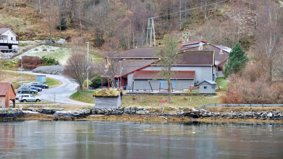 STENGT: Bjordal skule og barnehage vert stengt éi veke i første omgang for å førebyggje ei eventuell koronasmitte.