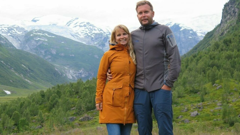 NYE VERTAR: Mette og Rune Hilleren Dokken skal driva turisthytta på Tungestølen frå sommaren av.