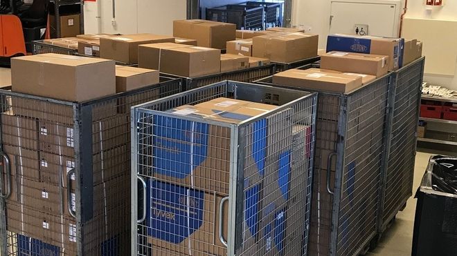 Politiets Fellestjenester: - Vi mottar smittevernutstyr daglig