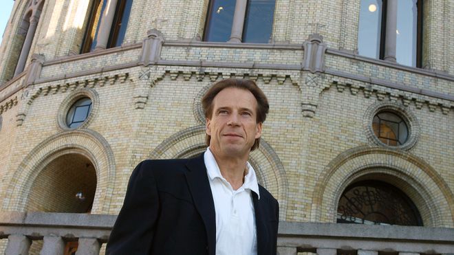 Jan Bøhler om Høies svar om koronatesting for politifolk: - Bør testes underveis i karantenen