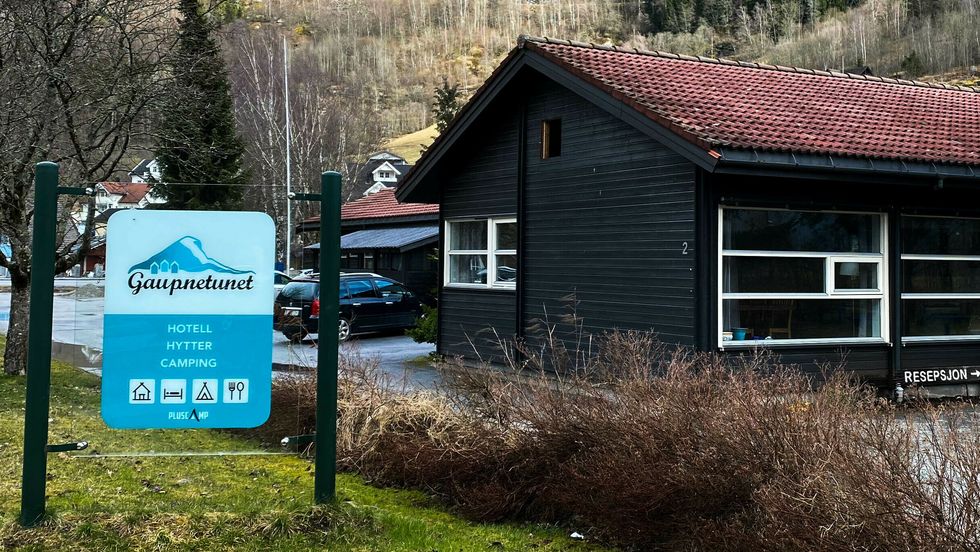GAUPNETUNET: Hotellet i Gaupne utvidar for å auka kapasiteten.