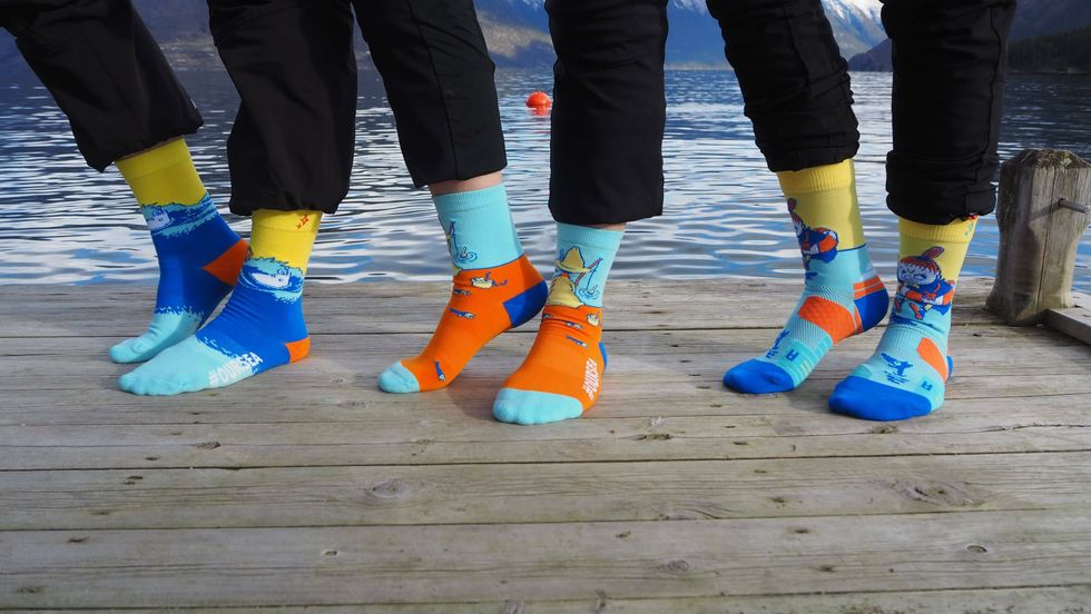 MUMMI: NVRLND lagar mummisokkar med all slags motiv og fargar. Her frå Our Sea-kolleksjonen.