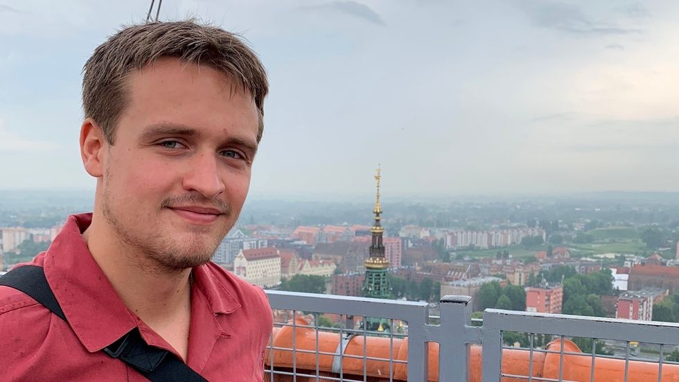 JOURNALISTSTUDENT: Henrik Thorsnes Lefdal frå Gaupne studerer journalistikk i Oslo.