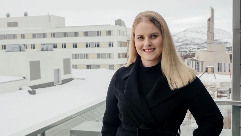 NY JOBB: Kristin har fått ny jobb som eigedomsmeklar.