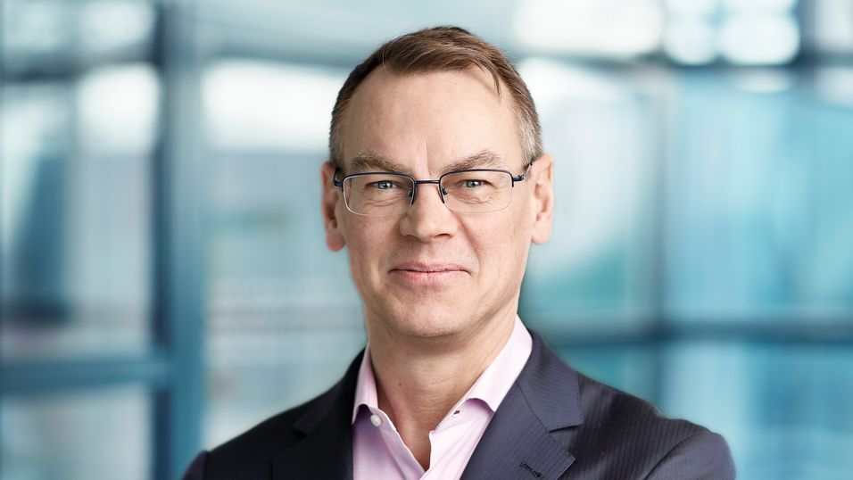 Dette er siste gang Christian Luiga legger fram resultater for Telia som fungerende konsernsjef. Han overlater den jobben til Allison Kirkby om få uker og går tilbake til jobben som finansdirektør.