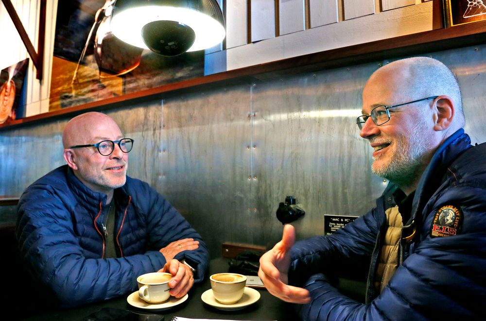 Her er Rune Ytreberg og Jan Harald Tomassen samlet for et lite treff i redaksjonen for nysatsingen «Næring».