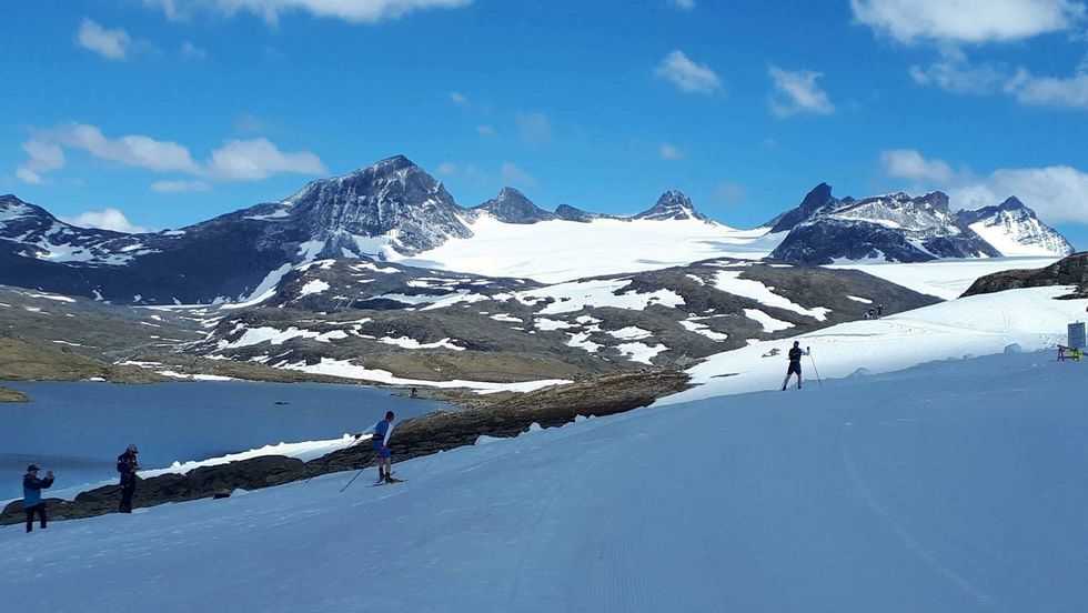 SOGNEFJELLET SOMMERSKISENTER: Gode skiforhold på Sognefjellet, her frå 2018.