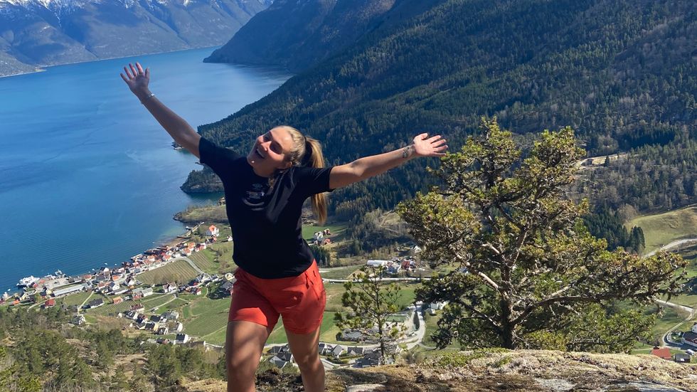 NI KJAPPE: Siri Sandvik elskar fjell og trening.