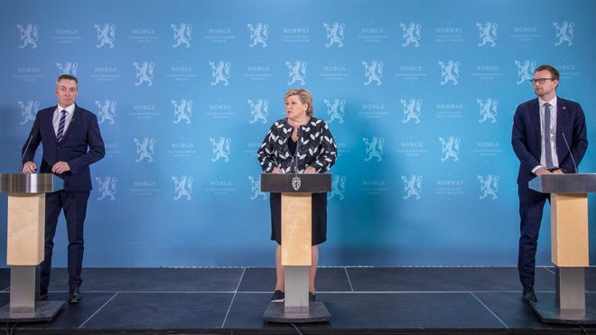 Forsvarsminister Frank Bakke-Jensen (H), statsminister Erna Solberg (H) og barne- og familieminister og KrF-leder Kjell Ingolf Ropstad la fram regjeringens forslag til ny etterretningslov i april.