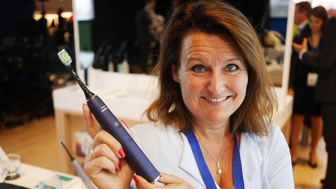 PHILIPS VIL SELGE UT SMÅELEKTRISK
