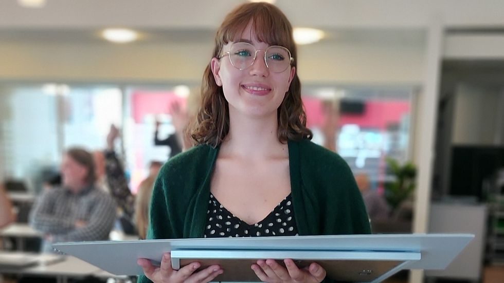 GJEV PRIS: Beatrice Juskaite (17) er særs glad over å ha fått draumestipendet.