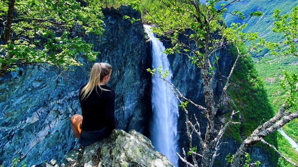 VETTISFOSSEN: På toppen av fossen.