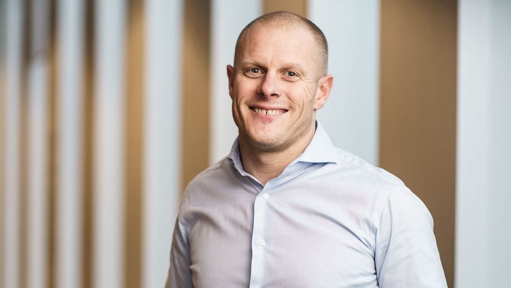 Matts Johansen, leder i Aker Biomarine skal være mentor for en kvinnelig leder i høst.