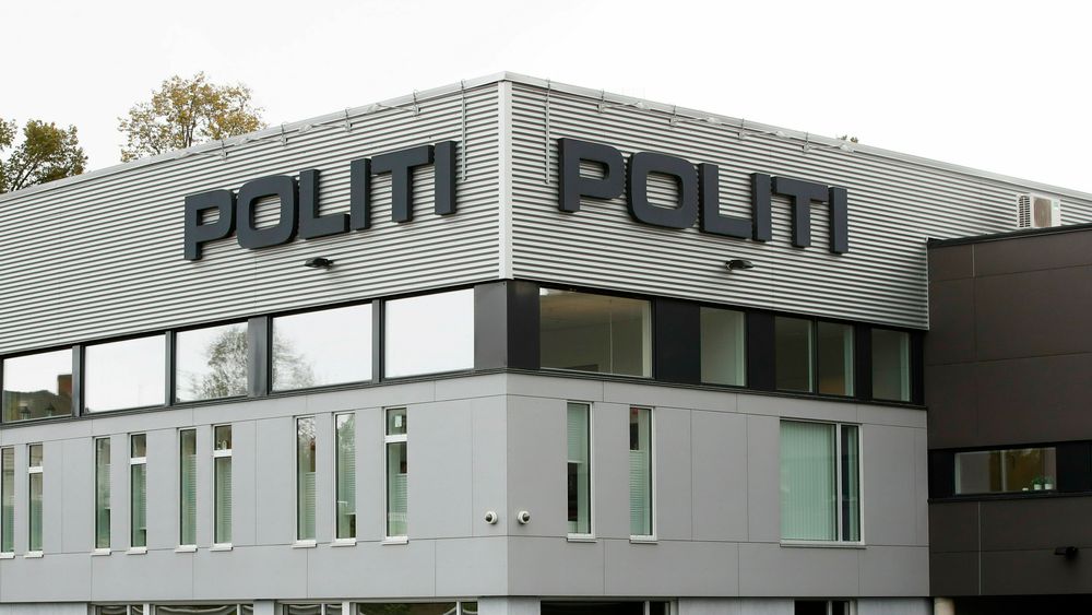 Politiet ved Indre Østfold politistasjon tar ikke ut siktelse mot Tek.no-journalisten som kjørte i 180 kilometer i timen under en biltest.