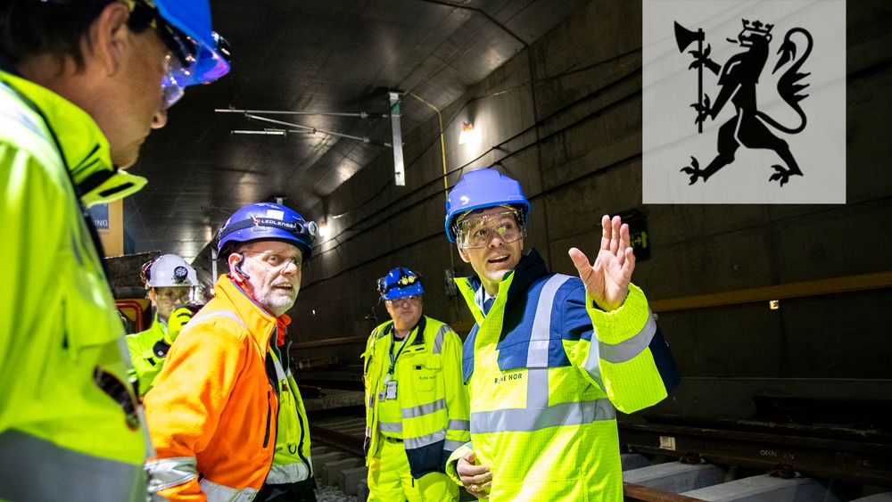 Hvem blir ny kollega av Statsråd Knut Arild Hareide (Krf) i Samfunnsdepartementet (SD)? Se søkerlisten til stillingen som utredningsleder/fagdirektør i SD.