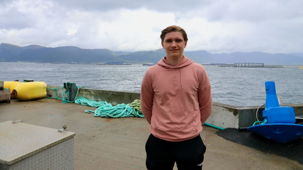 AKTIV: Henrik Oppedal (18) tykkjer det er kjekt å bruke sommaren på noko anna enn å berre sitje heime og late seg.