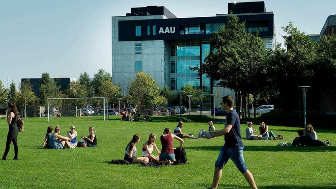 Campus ved Aalborg Universitet.