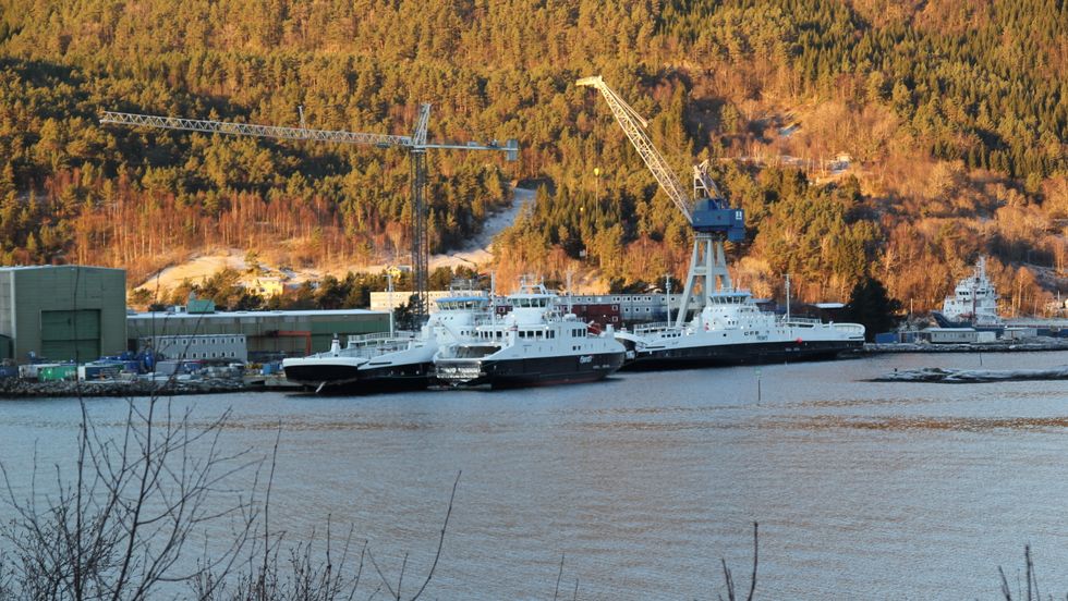 KORONASMITTE: Verftet i Leirvik håpar å halde fram drifta som før trass at fleire tilsette no er i karantene.