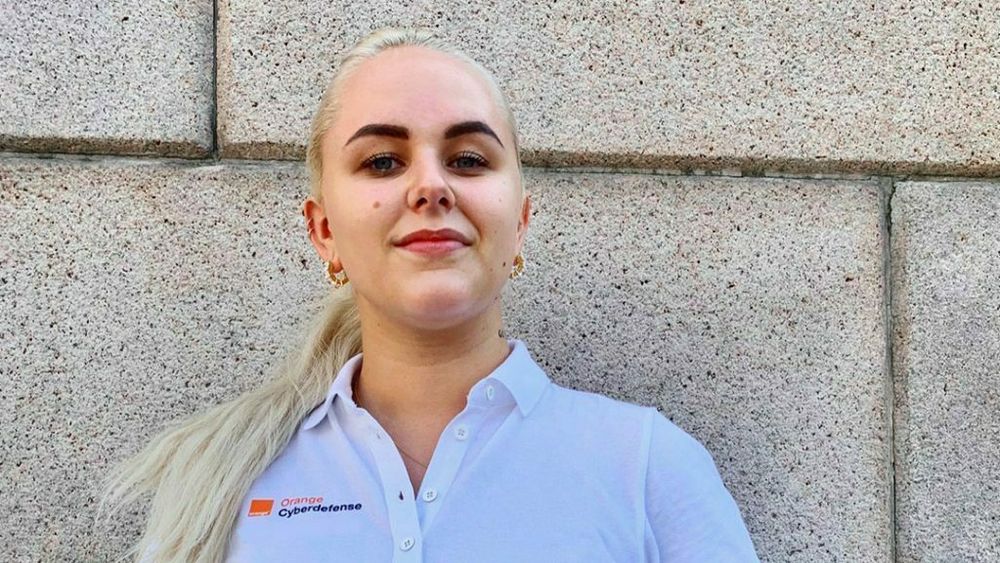Mia Landsem er ansatt som etisk hacker i Orange cyberdefense Norge.