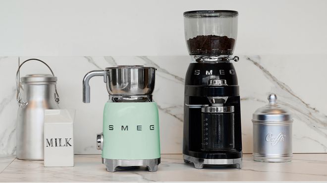 SMEG CGF01 og MFF01