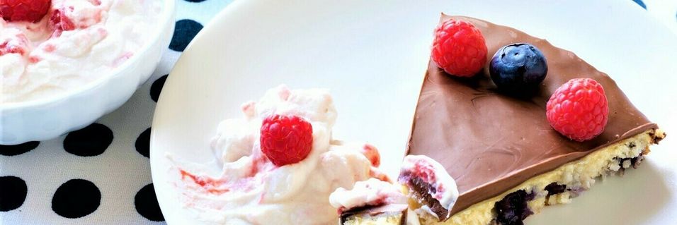 Denne fikse kaken kler ethvert kakebord - eller kan serveres som dessert