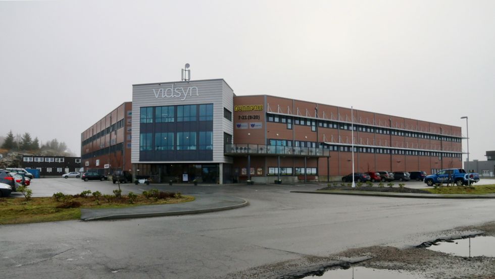 ENDRING: Gulen og Masfjorden næringshage, som blant anna held til i dette bygget i Sløvåg i Gulen, satsar på eit nytt namn.