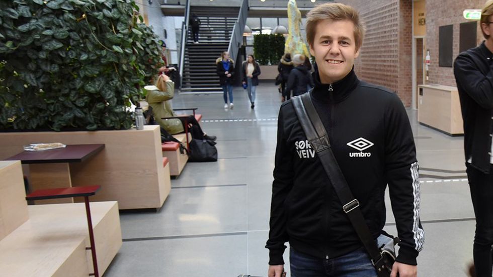STIPEND: Mathias har fått 50 000 kroner i stipend frå Sparebanken Sogn og Fjordane.