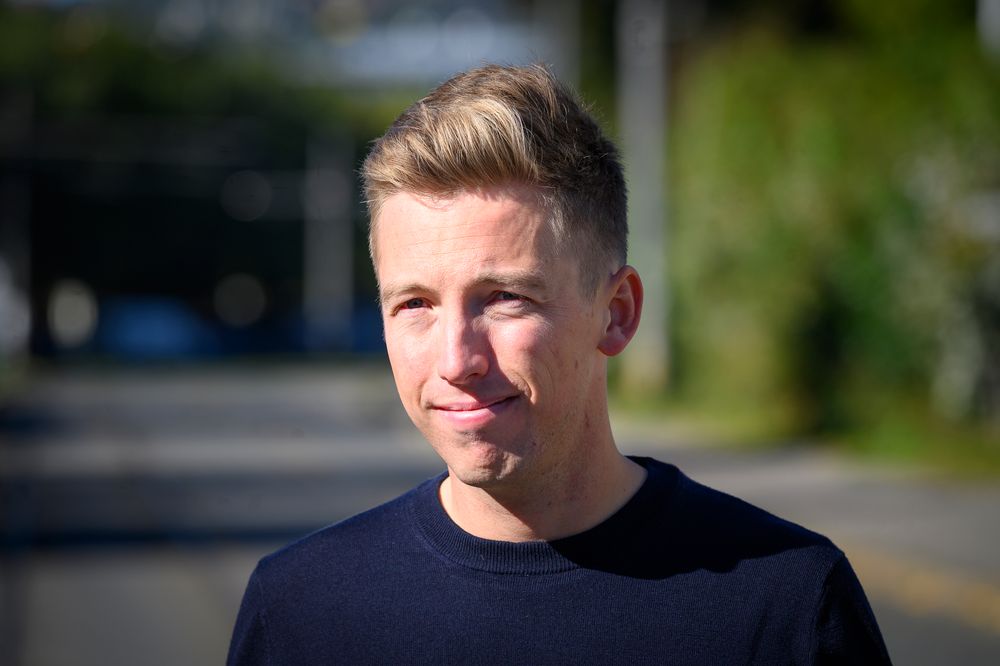 Lars Joakim Skarvøy sier tiden borte fra journalistikken har vært givende.