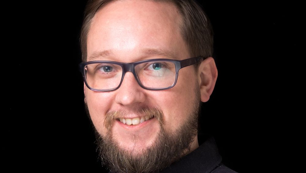 Dan Hesketh headshot profile