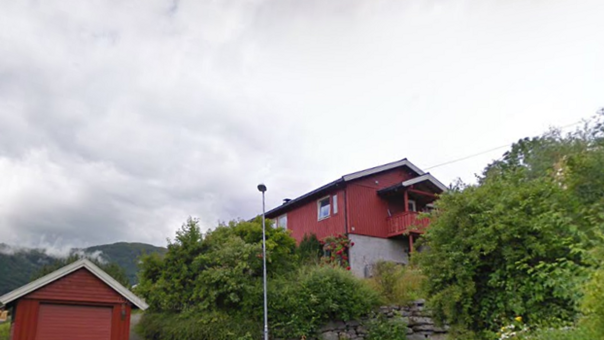 TINGLYSTE: Kjeldeteigen 8 i Sogndal er den dyraste eigedomen som har skifta eigar siste to vekene.
